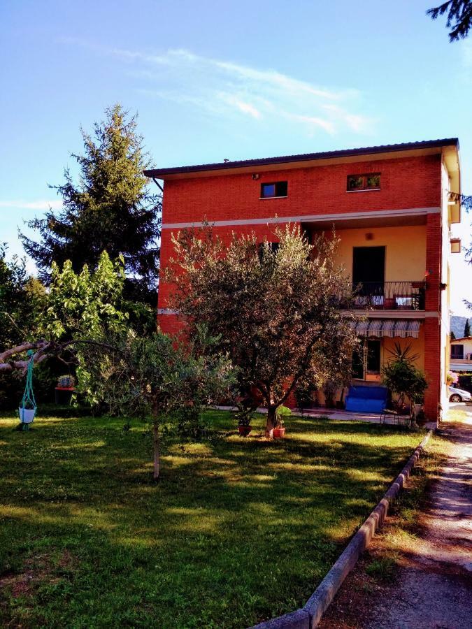 La Casa Di Miele Apartment Перуджа Екстериор снимка